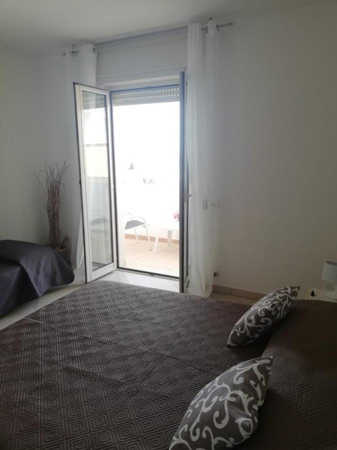 Nina'S Apartment Gallipoli Exterior photo